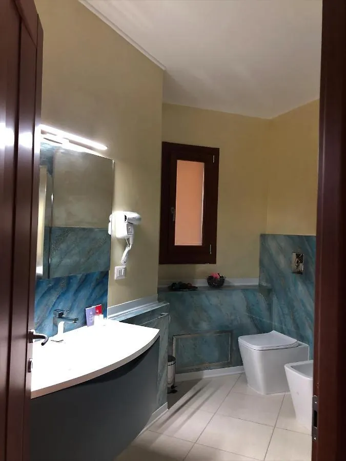 ***  La Piazzetta Guest House Olbia Italy